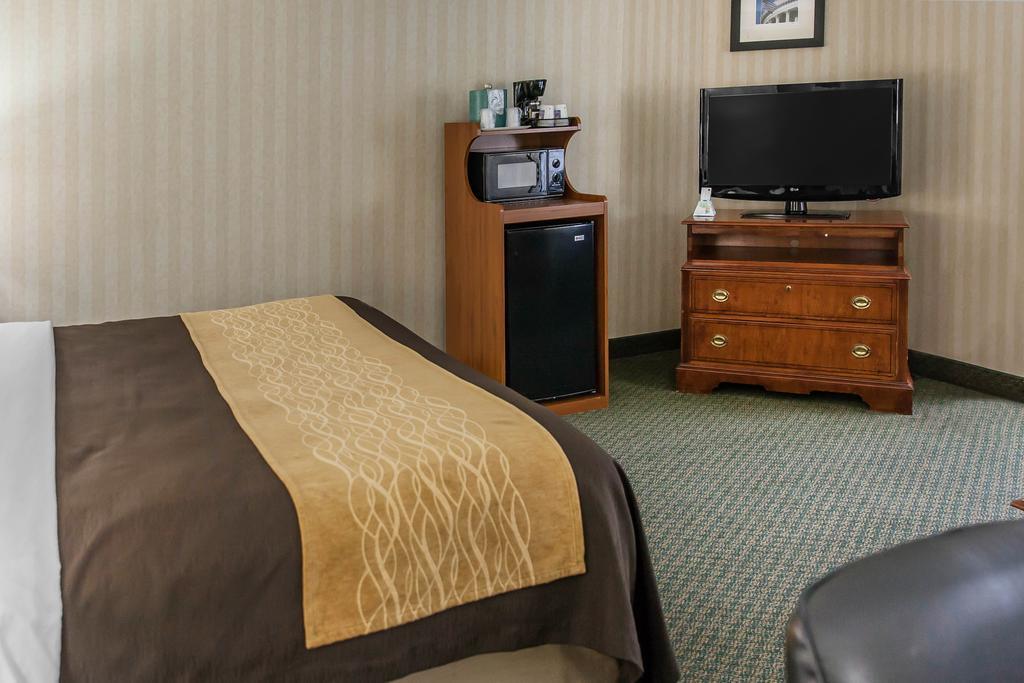 Comfort Inn Pentagon City Arlington Bagian luar foto